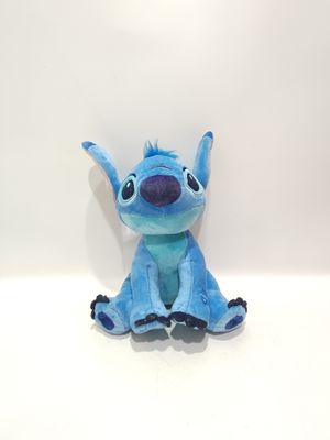 O brinquedo de pelúcia falando sentado Stitch é giro, com alturas de 7,09 polegadas e 11,02 polegadas