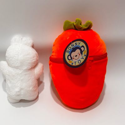 Brinquedos de pelúcia com fechaduras em forma de cenoura
