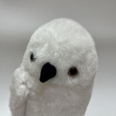 Cute Head-Tilted White Owl Plush Toy Realistic Snowy Owl Design Lifelike Amber Eyes Fluffy Feathers Standable